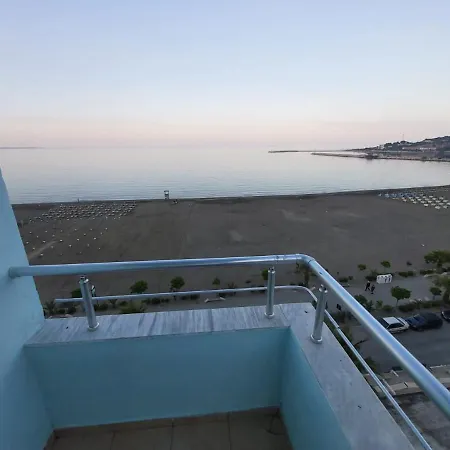 Elite Apartments Rental Apartament *